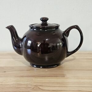 Vintage Brown Betty Sadler Tea Pot